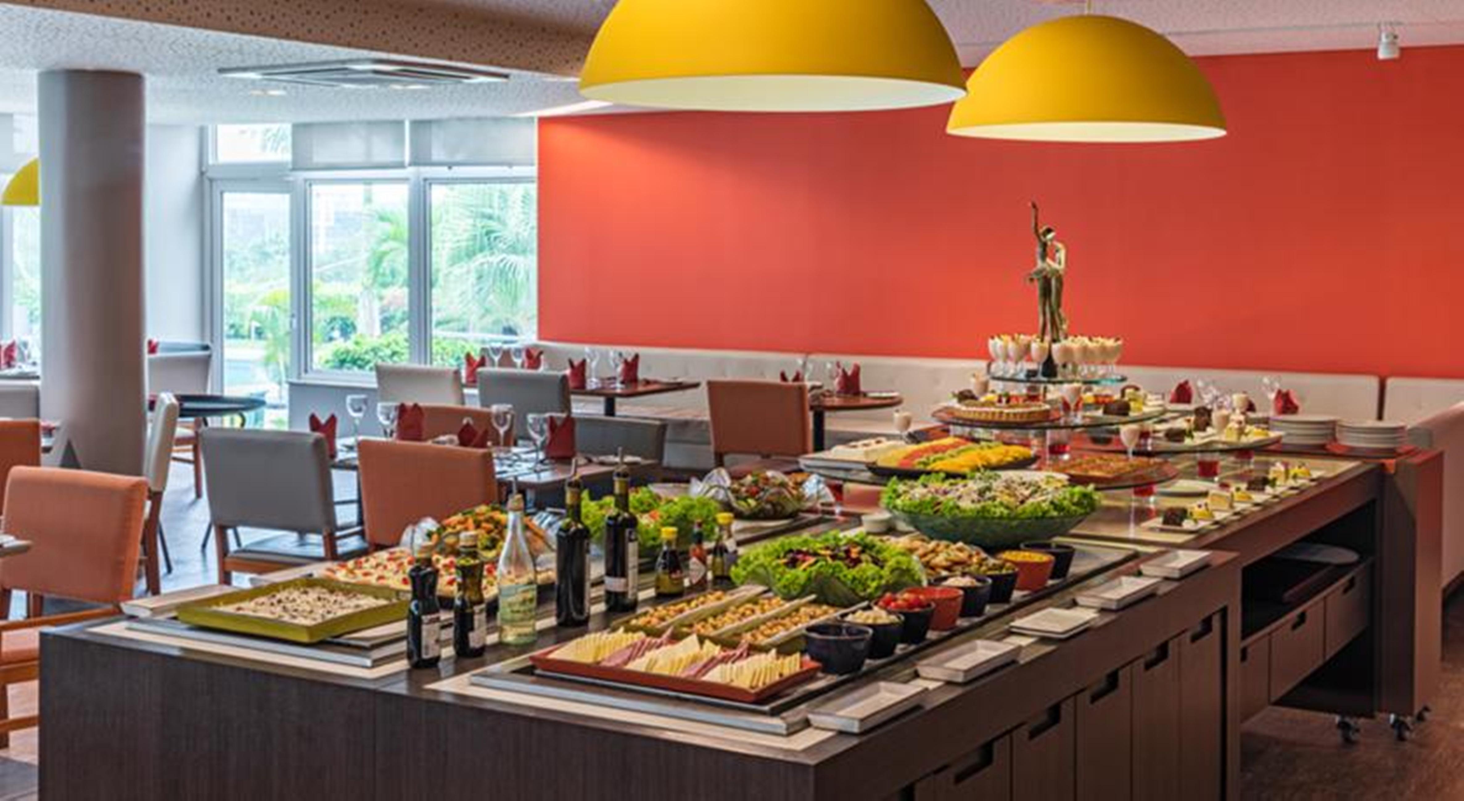Novotel Манаус Экстерьер фото