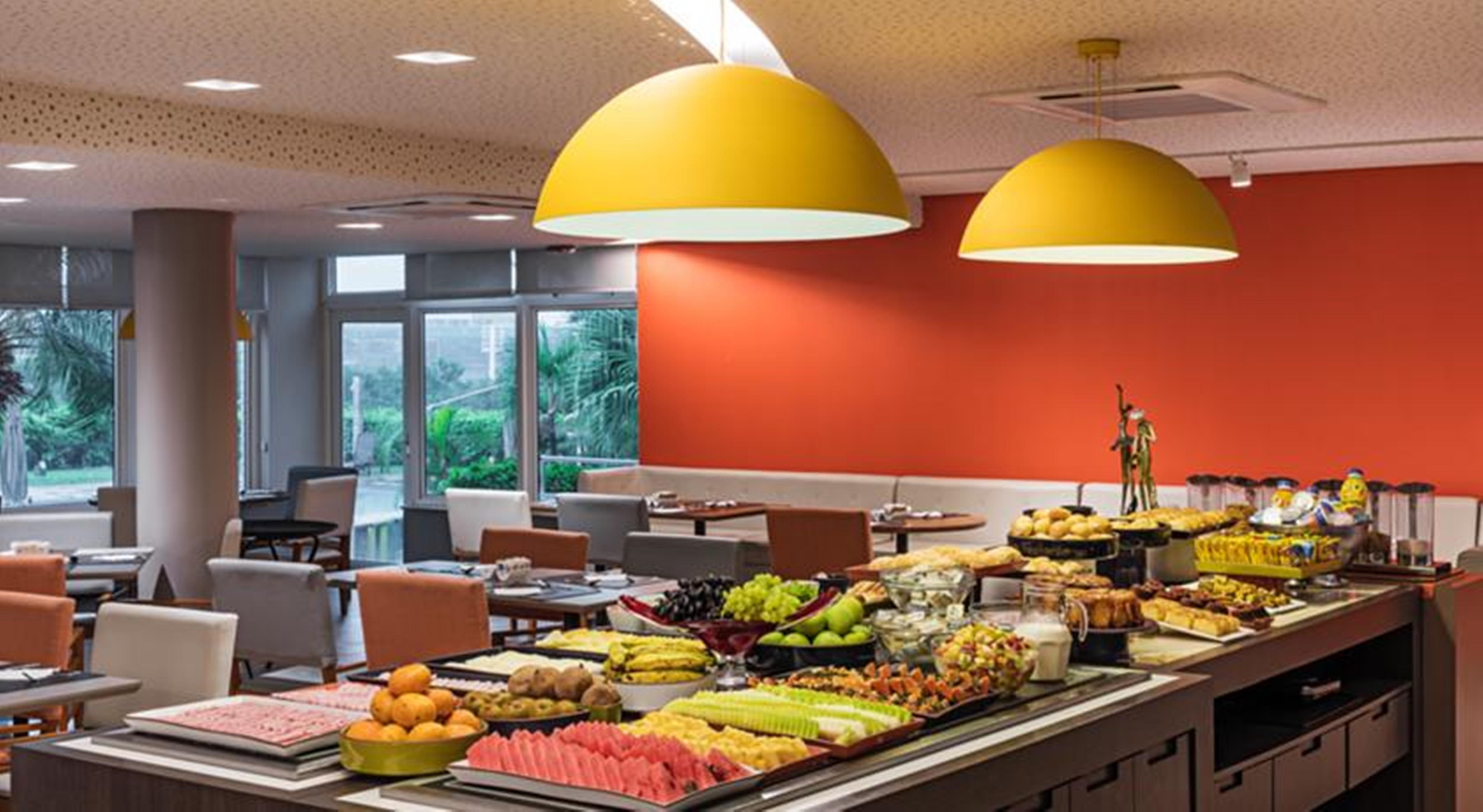 Novotel Манаус Экстерьер фото