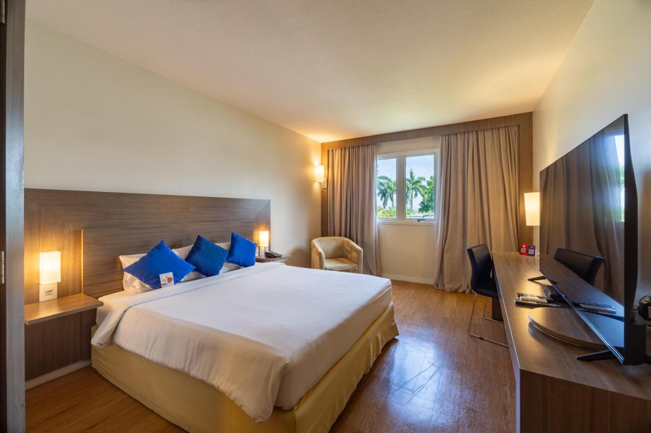 Novotel Манаус Экстерьер фото