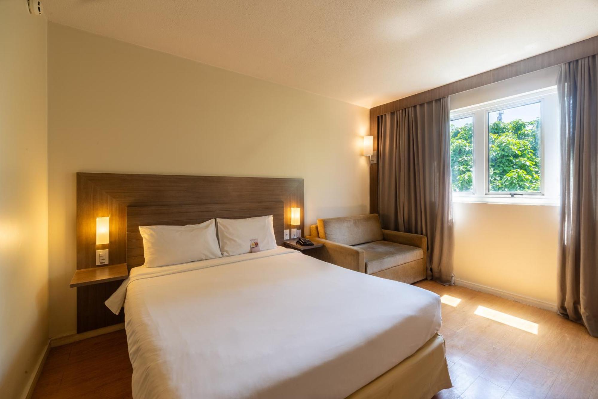 Novotel Манаус Экстерьер фото