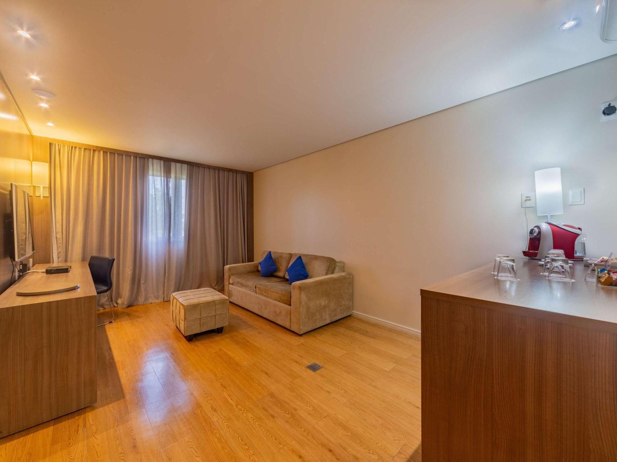 Novotel Манаус Экстерьер фото