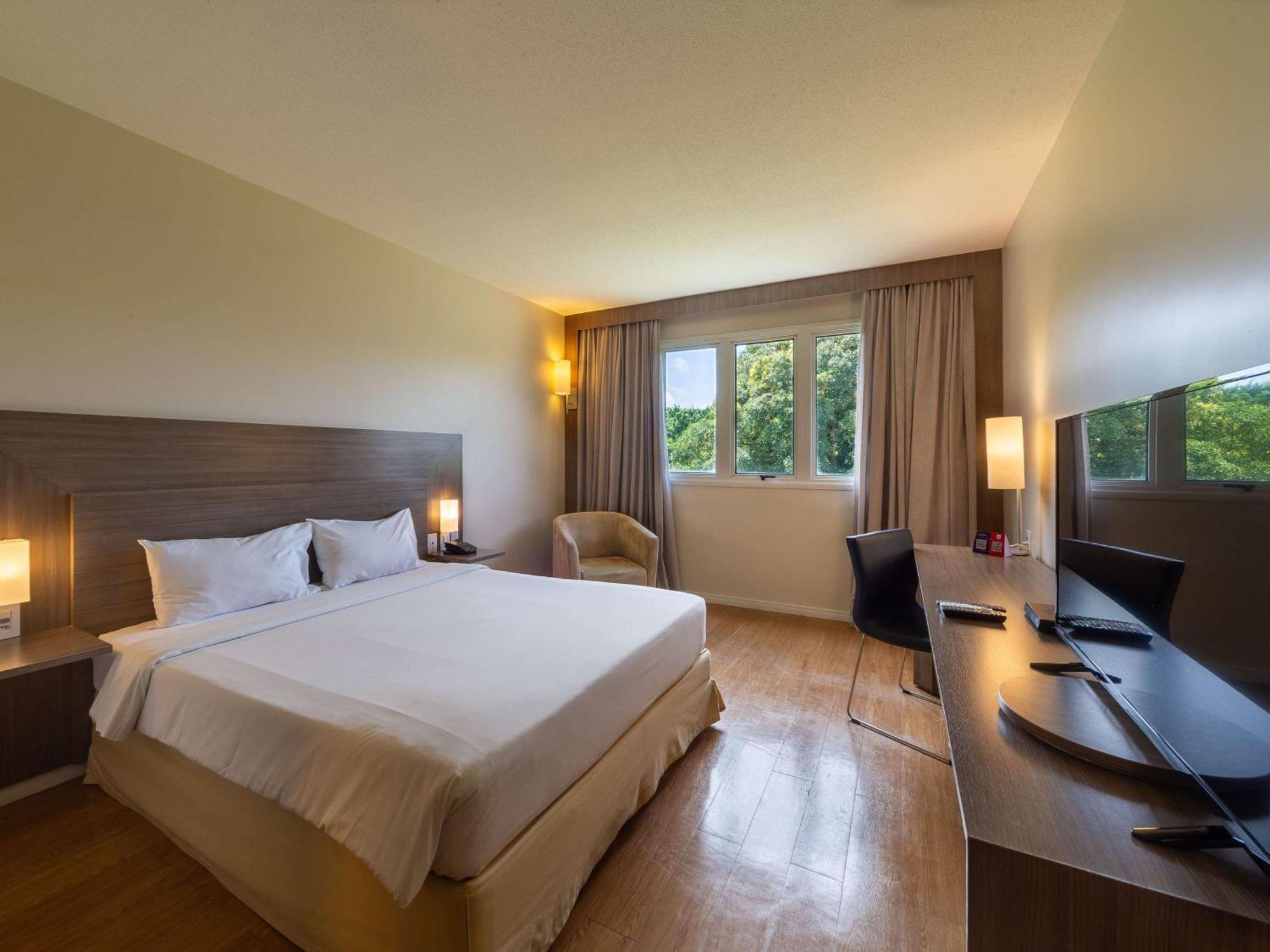 Novotel Манаус Экстерьер фото
